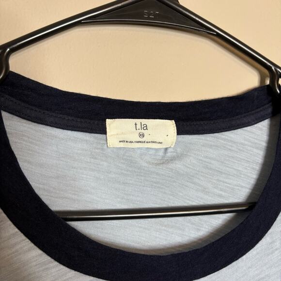 T.La Oversized Round Neck Short Sleeve Colorblock Shirt Blue Navy Size XS - Picture 3 of 6
